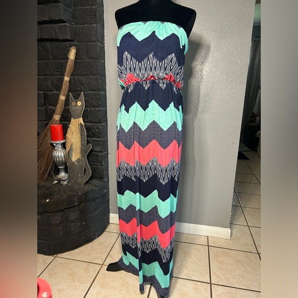 Stretchy Chevron Maxi Dress Medium/Large‎ Strapless Summer Spring - Picture 1 of 6
